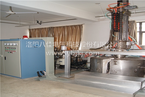 1479103012107282.jpg 熔鹽電解爐.jpg